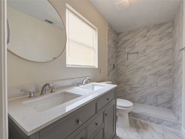 7204 Avenue E, Houston TX 77011