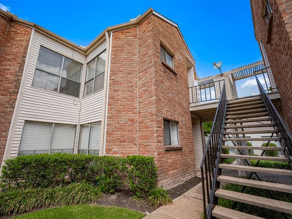 10176 Oakberry Street 76, Houston TX 77042