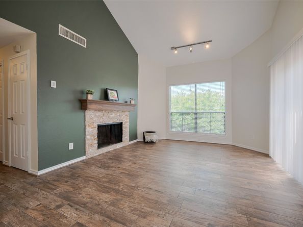 10176 Oakberry Street 76, Houston TX 77042