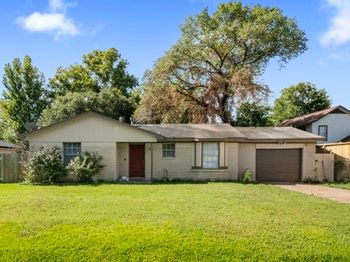 5830 Woodview Drive