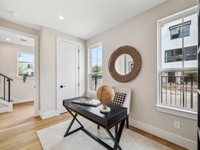 2216 Dennis Street, Houston TX 77004