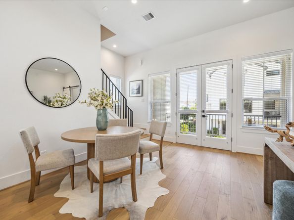 2216 Dennis Street, Houston TX 77004