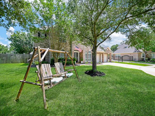 20803 Twisted Leaf Drive, Cypress TX 77433