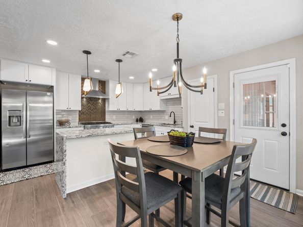 41 Eagle Court, The Woodlands TX 77380