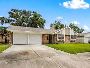 6414 Heatherbloom Drive, Houston TX 77085
