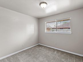 6414 Heatherbloom Drive, Houston TX 77085
