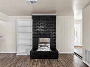 6414 Heatherbloom Drive, Houston TX 77085