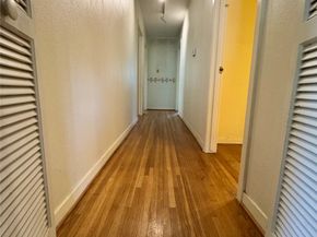 10319 Raritan Drive, Houston TX 77043