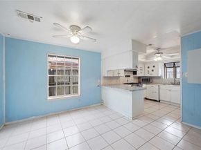 7822 Dewville Lane, Houston TX 77037