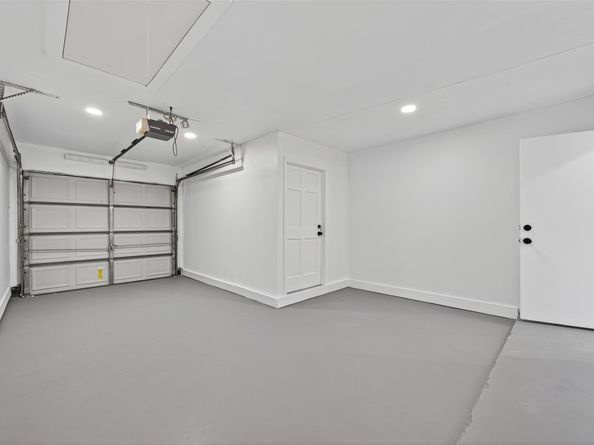 9211 Blankenship Drive, Houston TX 77080