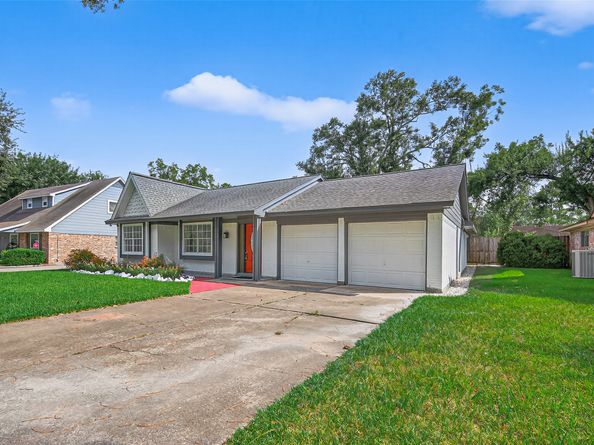 9211 Blankenship Drive, Houston TX 77080