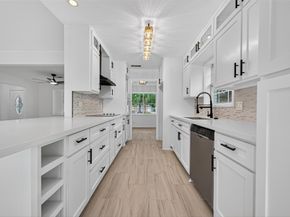 9211 Blankenship Drive, Houston TX 77080