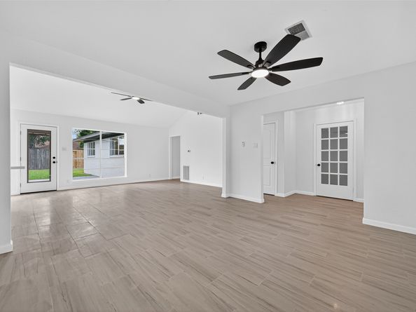 9211 Blankenship Drive, Houston TX 77080