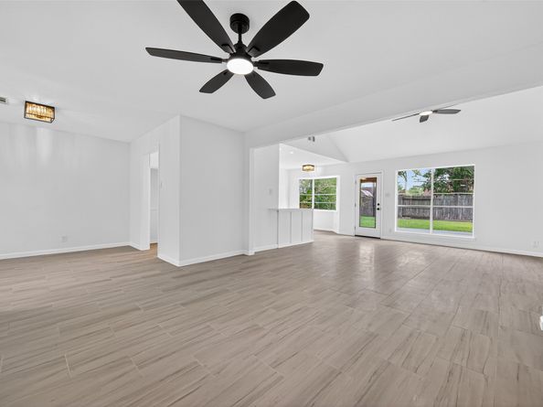 9211 Blankenship Drive, Houston TX 77080