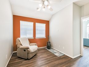 102 W Twinvale Loop, The Woodlands TX 77384