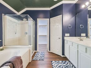 102 W Twinvale Loop, The Woodlands TX 77384