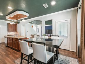 102 W Twinvale Loop, The Woodlands TX 77384