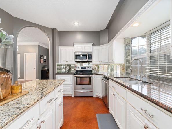 14903 Radstock Drive, Houston TX 77062