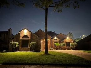 14903 Radstock Drive, Houston TX 77062