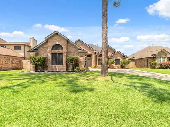 14903 Radstock Drive, Houston TX 77062