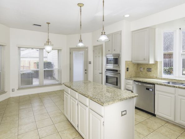 803 Colony Glen Court, Houston TX 77062