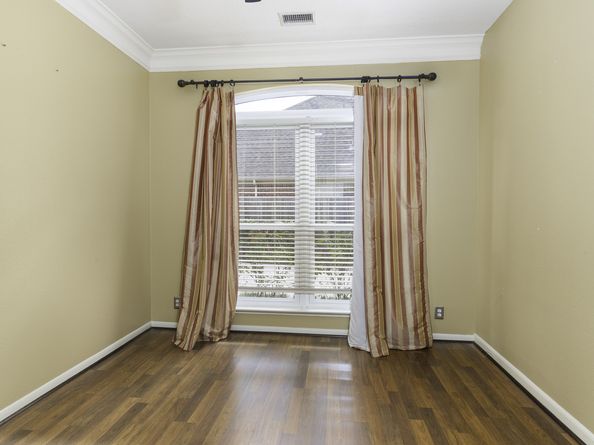 803 Colony Glen Court, Houston TX 77062