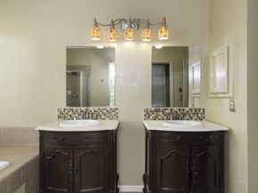 803 Colony Glen Court, Houston TX 77062