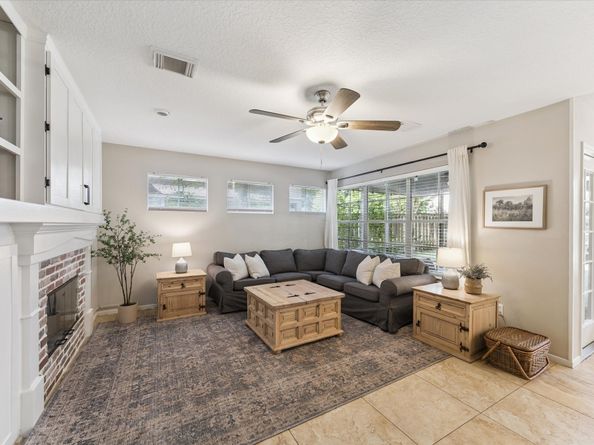 178 W Greywing Circle, The Woodlands TX 77382