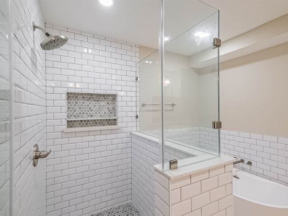 11814 Drexelbrook Drive, Houston TX 77077