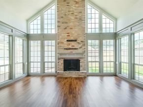 11814 Drexelbrook Drive, Houston TX 77077