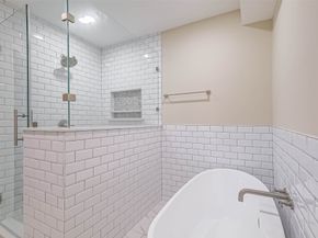11814 Drexelbrook Drive, Houston TX 77077
