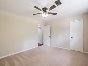 11814 Drexelbrook Drive, Houston TX 77077