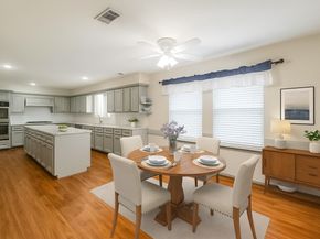 11814 Drexelbrook Drive, Houston TX 77077