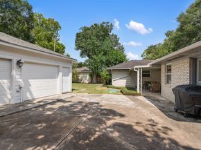 5534 Lymbar Drive, Houston TX 77096