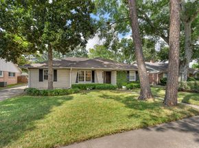 5534 Lymbar Drive, Houston TX 77096