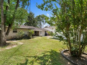 5534 Lymbar Drive, Houston TX 77096