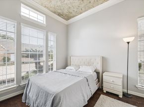 76 Champion Villa Drive, Houston TX 77069