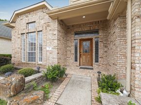 76 Champion Villa Drive, Houston TX 77069