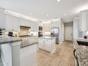 76 Champion Villa Drive, Houston TX 77069
