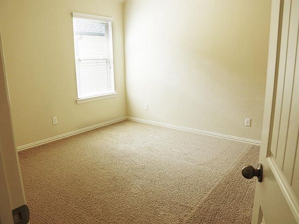 83 W Jagged Ridge Circle, Spring TX 77389