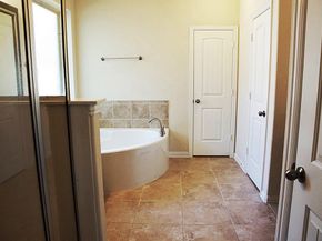 83 W Jagged Ridge Circle, Spring TX 77389