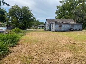 3401 Melbourne Street, Houston TX 77026