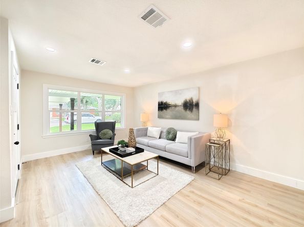 9906 Bassoon Drive, Houston TX 77025