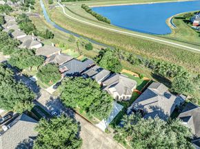 12347 Shadowvista Dr, Houston TX 77082