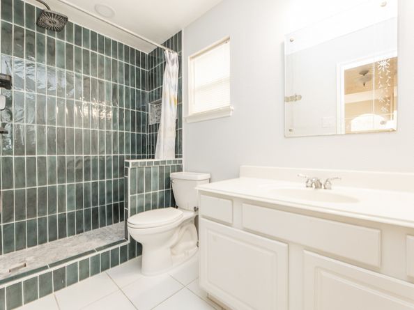 12347 Shadowvista Dr, Houston TX 77082