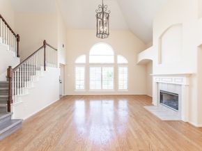 12347 Shadowvista Dr, Houston TX 77082
