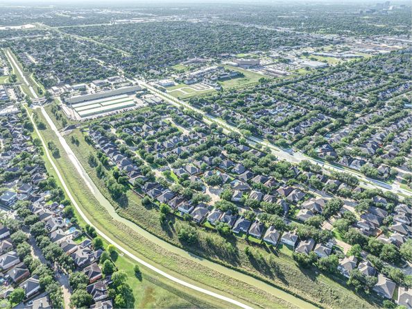 12347 Shadowvista Dr, Houston TX 77082