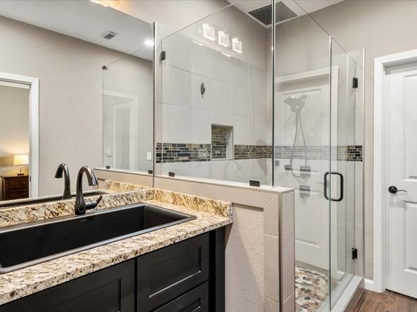 14422 Lakeside Terrace Drive, Houston TX 77044