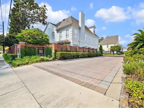 5225 Sagecircle Street S, Houston TX 77056