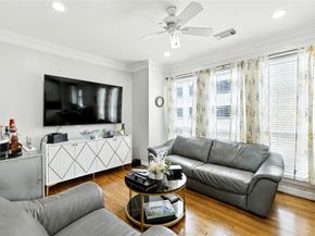 5225 Sagecircle Street S, Houston TX 77056